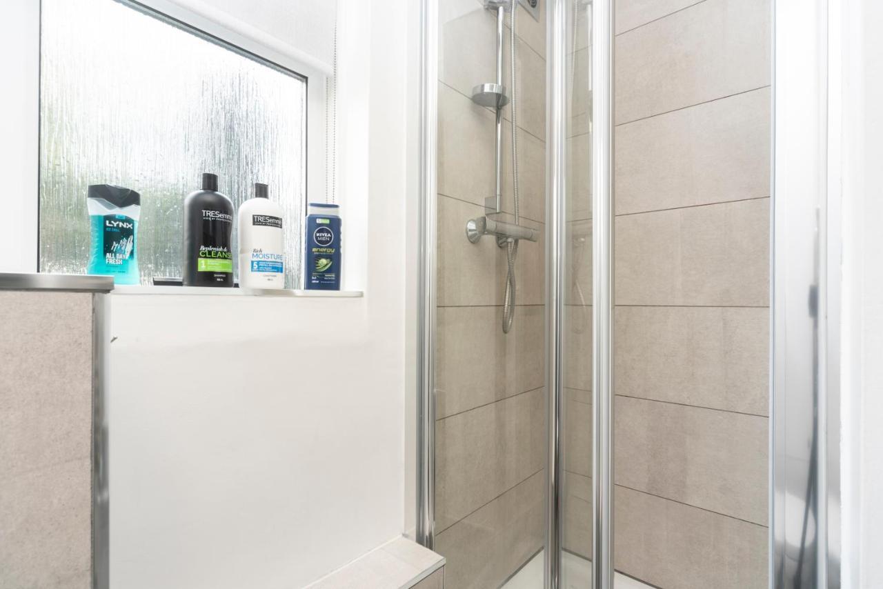 10 Boutique Studio Apartment Near Tube - Quiet Location Little Missenden Екстериор снимка