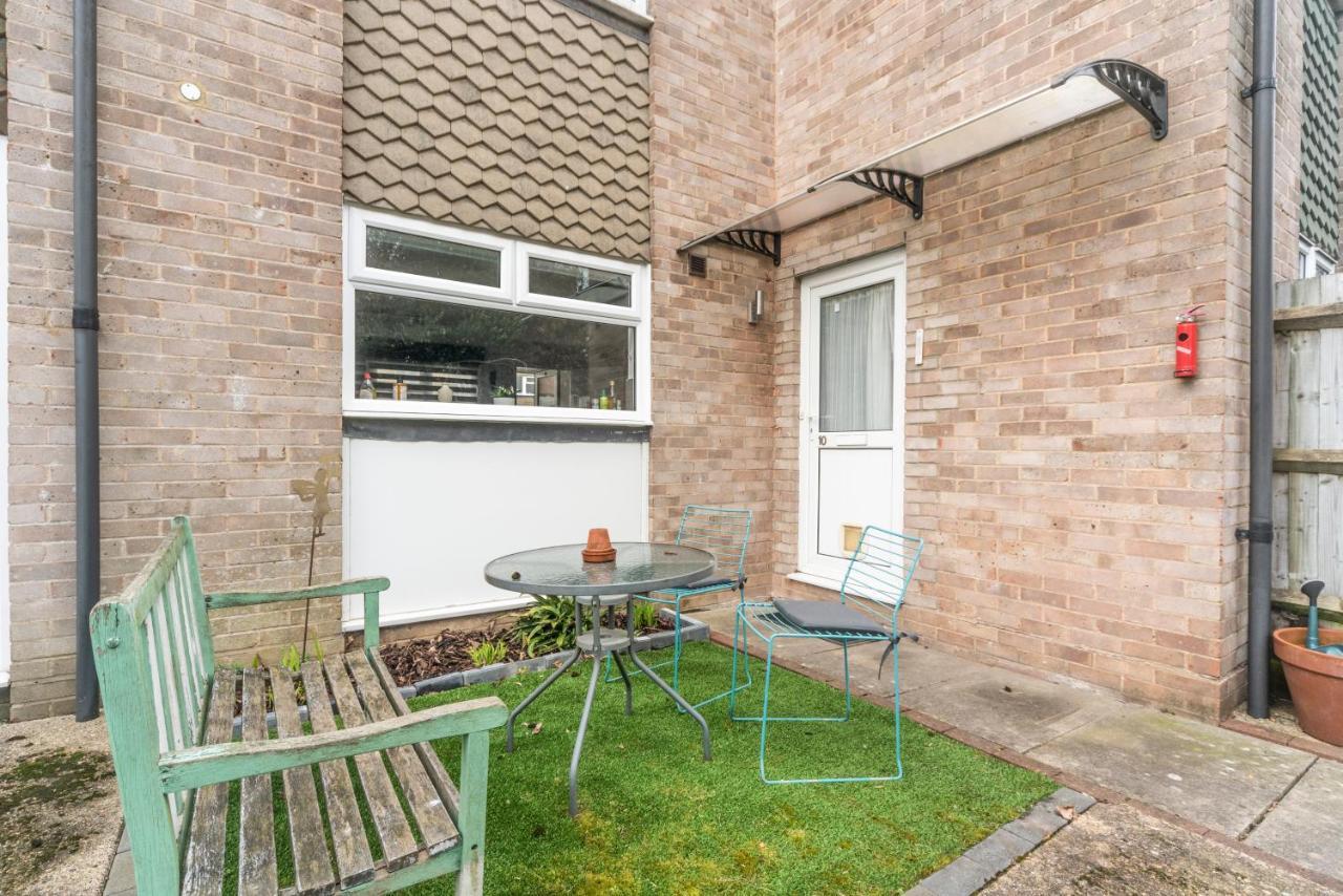 10 Boutique Studio Apartment Near Tube - Quiet Location Little Missenden Екстериор снимка